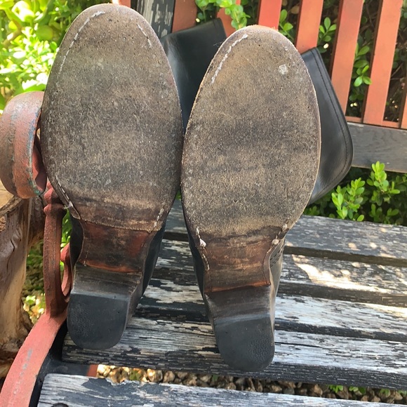 Frye knee boots size 9 - Picture 11 of 17